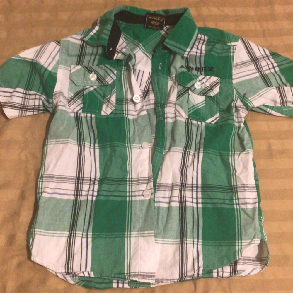 💙 5 for $20 Boys button up shirt 💙